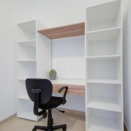 Sunny Coast Sliema 3-Bedroom Apartment 아파트 슬리에마